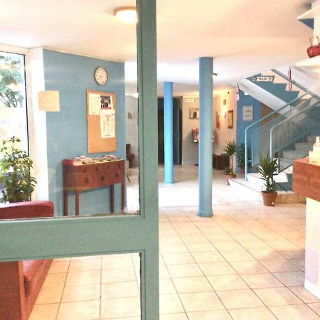 Confortel Avignon Tgv Hotel Ngoại thất bức ảnh