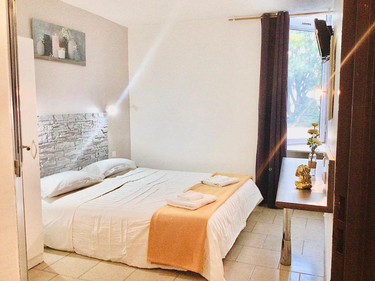 Confortel Avignon Tgv Hotel Ngoại thất bức ảnh